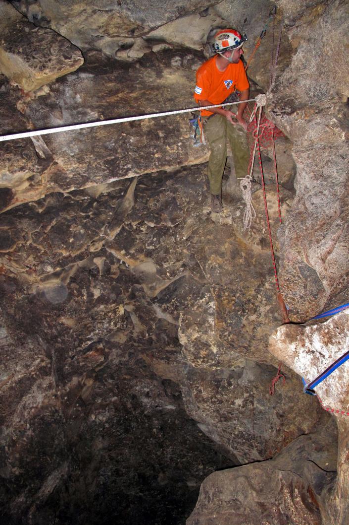 2,000-year-old human skulls, oil lamps, and bronze daggers reveal possible necromancer's portal to the underworld in Jerusalem