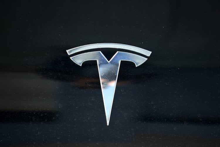 Tesla: Conglomerate Building A Sustainable Future, At An Unsustainable Discount