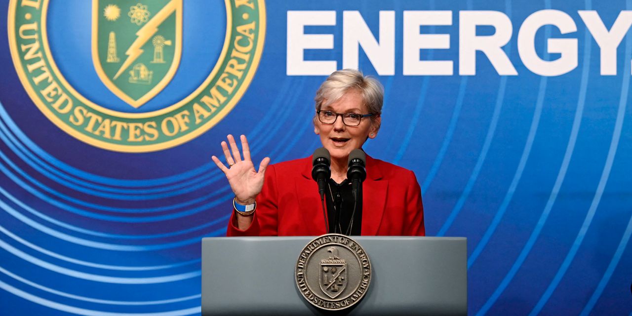 : Energy Secretary Granholm, like Ford’s CEO, finds out EV charging can be a pain