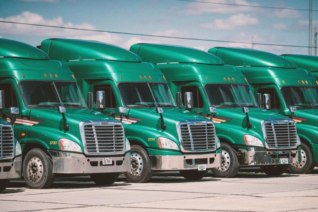4 ways protective, greenhouse gas standards can benefit heavy-duty fleets
