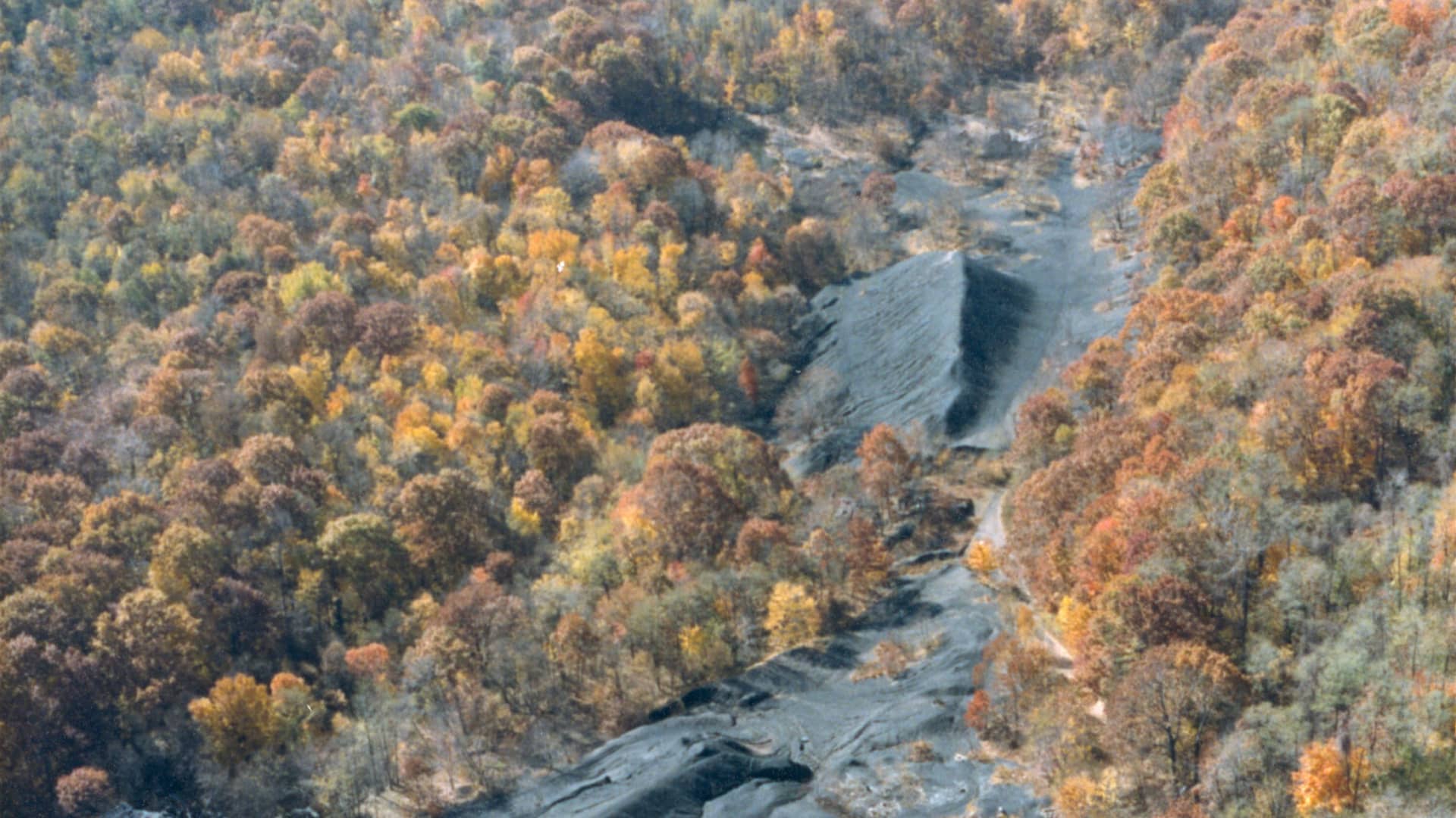 Amazon will buy solar energy from a repurposed coal mine in Maryland