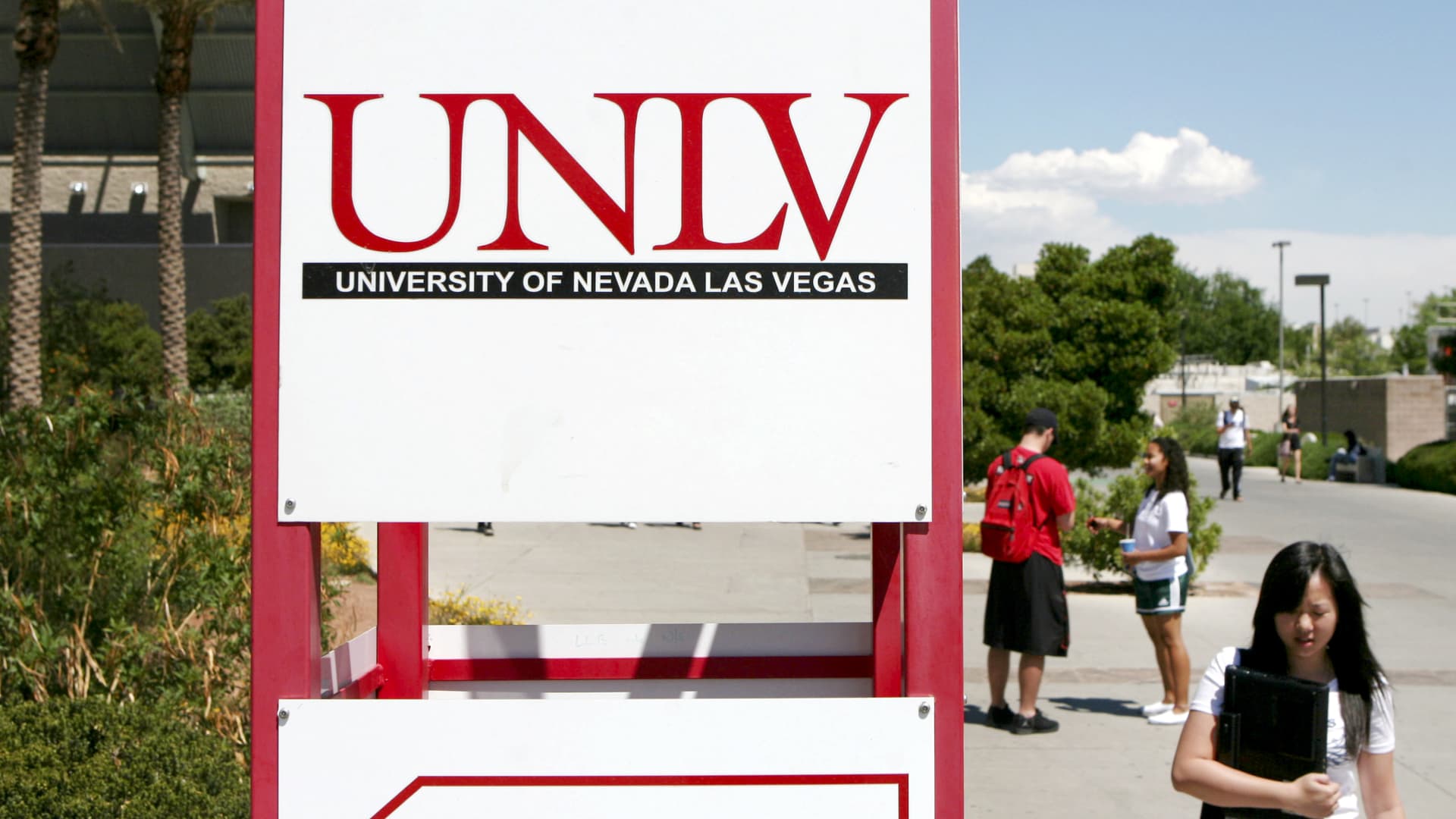 Police responding to reports of active shooter, multiple victims at University of Nevada, Las Vegas