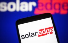 SolarEdge tumbles 18% on weak first quarter guidance