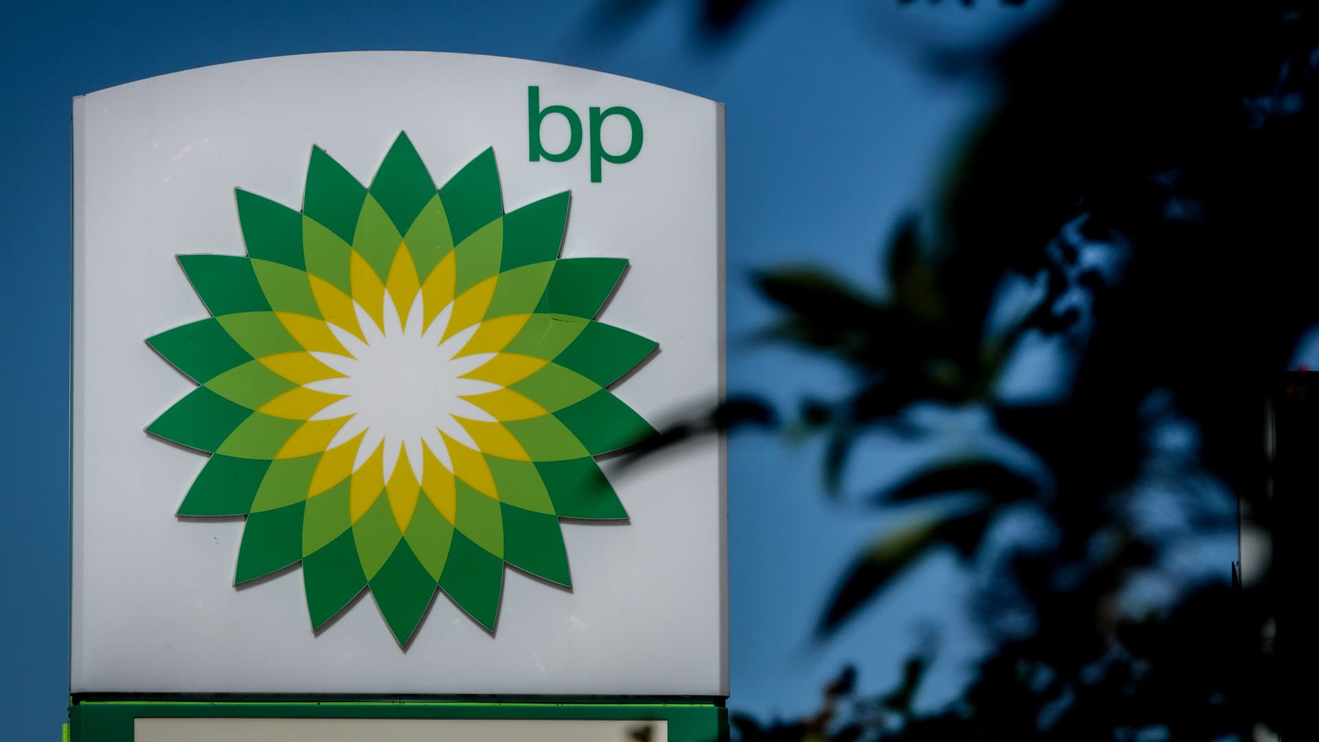BP shares rise 6% after British oil giant announces plans to boost shareholder returns