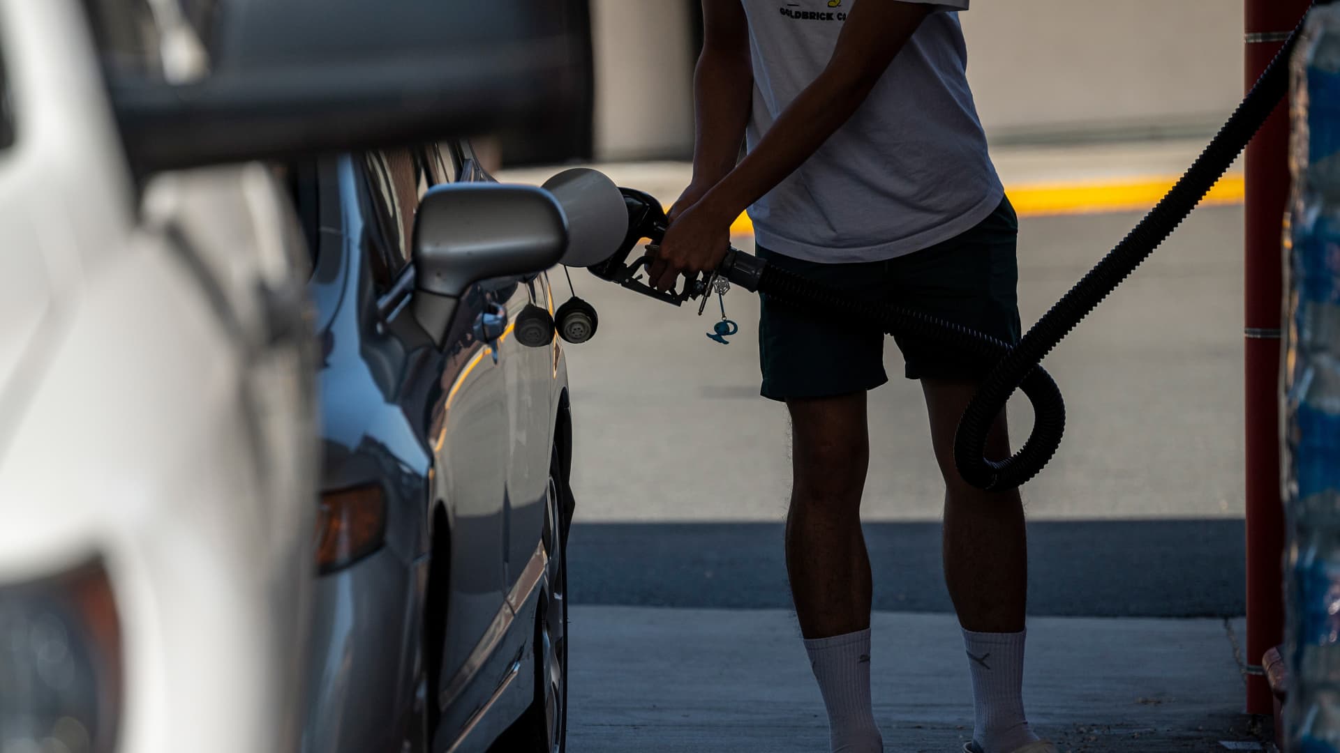 Oil prices steady as Fed moves carefully on rate cuts, U.S. pushes for pause in Gaza war