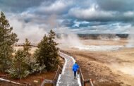 Man dips fingers in boiling Yellowstone spring to show off – it doesn't go well