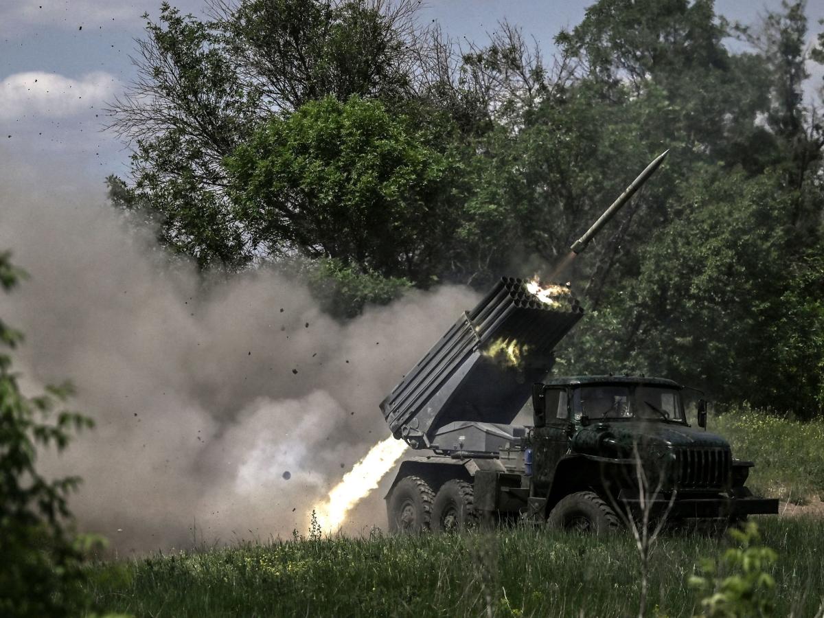 Russian forces have hit on a cheap way to foil US precision weapons in Ukraine