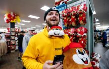 Buc-ee’s, known for giant gas stations and stores, eyes new center in Kansas City, Kansas