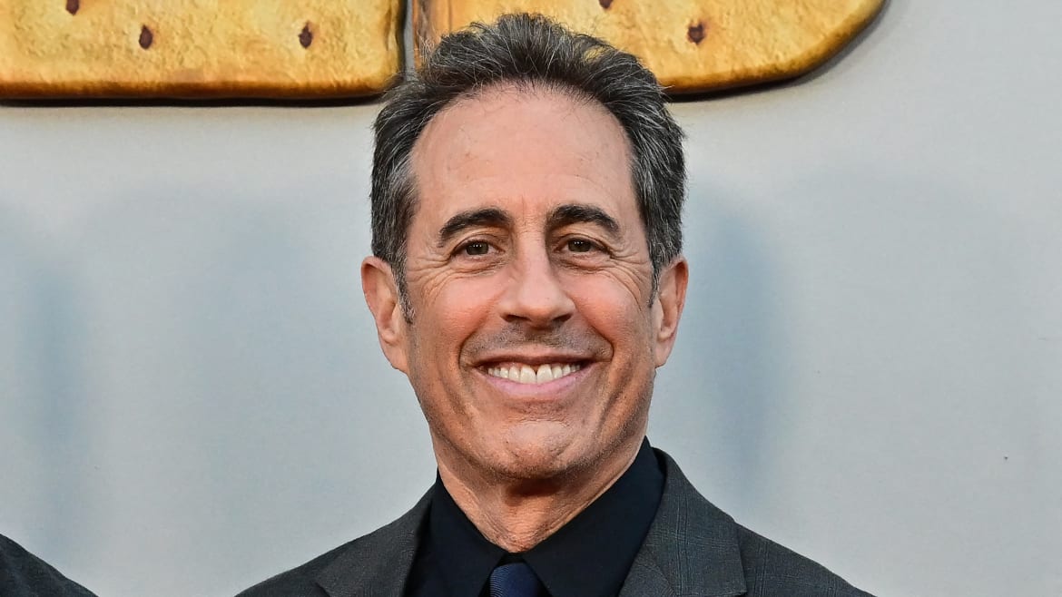 Students Walk Out on Jerry Seinfeld’s Duke Commencement Speech