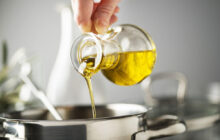 This is the No. 1 healthiest cooking oil, according to dietitians