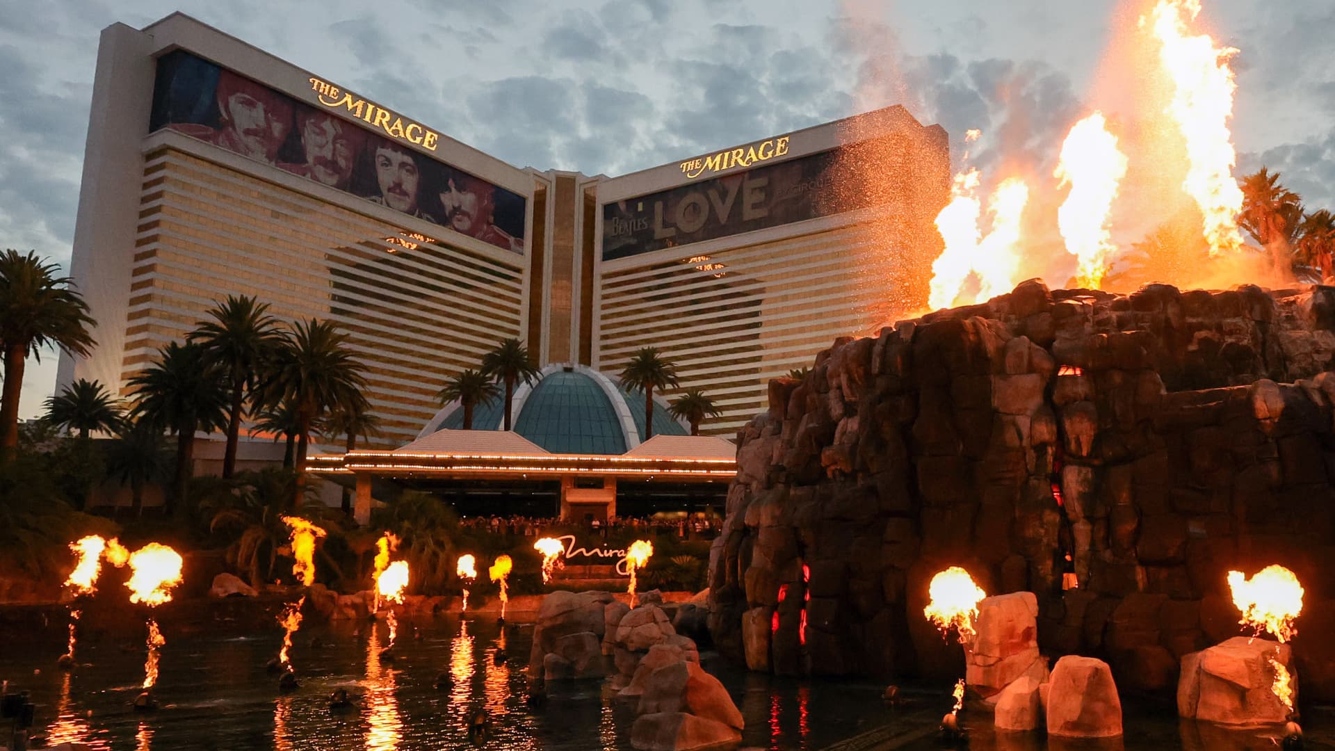 The Mirage closes in Las Vegas to make way for Hard Rock Guitar Hotel