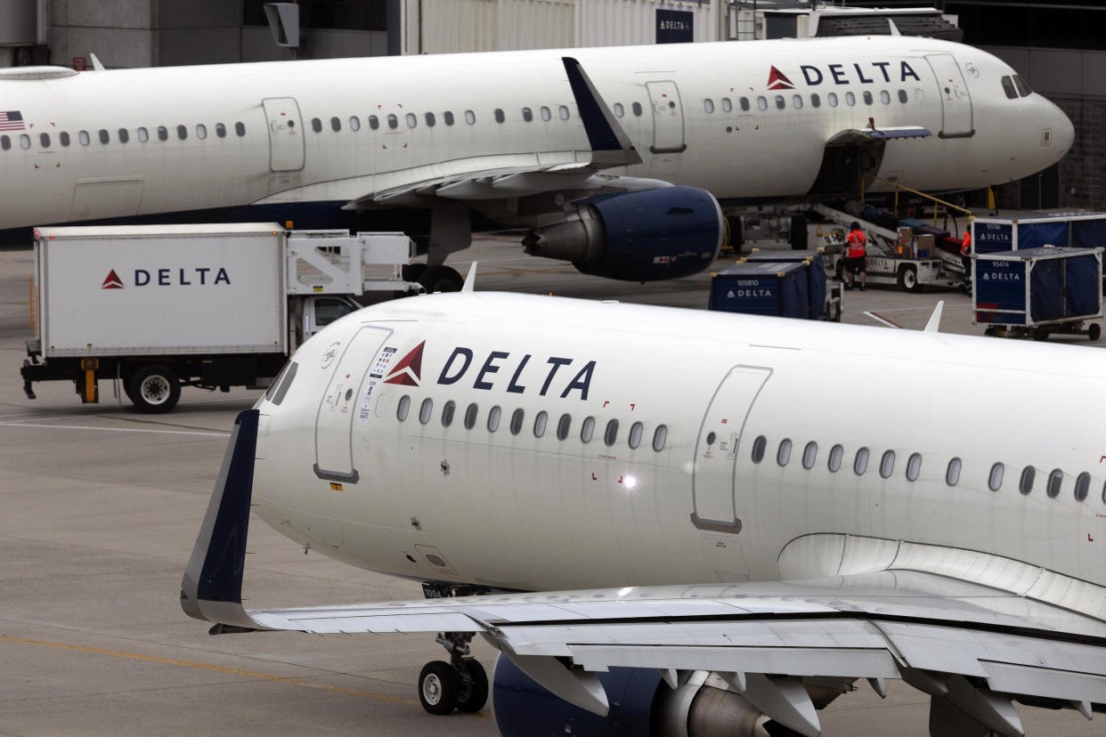 Delta flight diverts to New York after passengers are served spoiled food