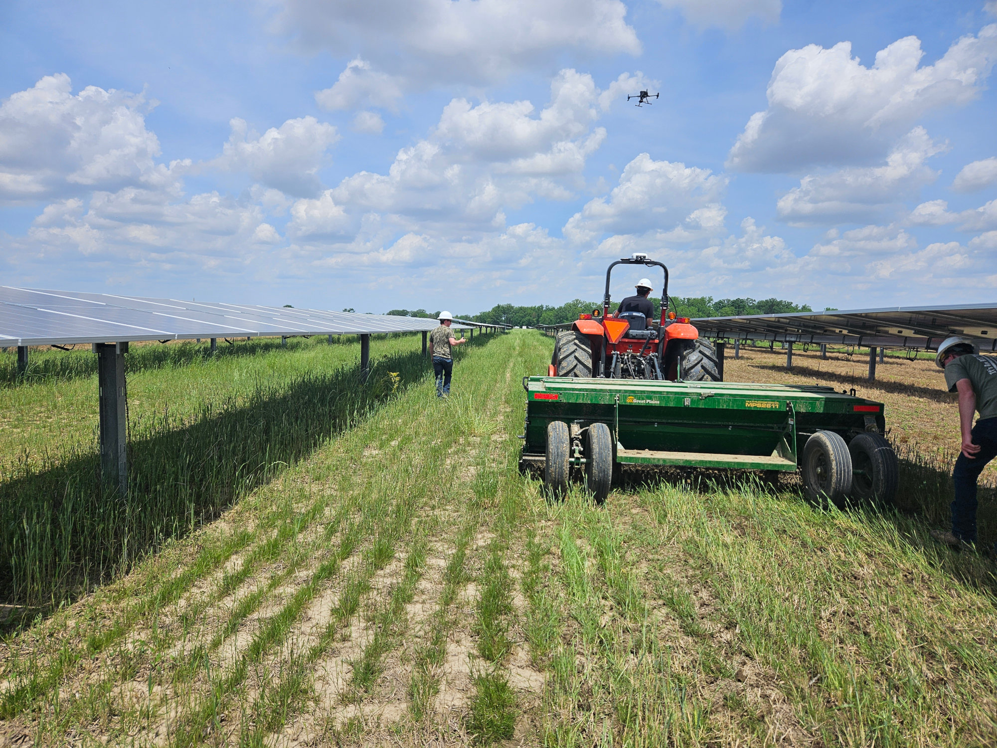 Large-scale Ohio research project to explore how solar and farming can co-exist