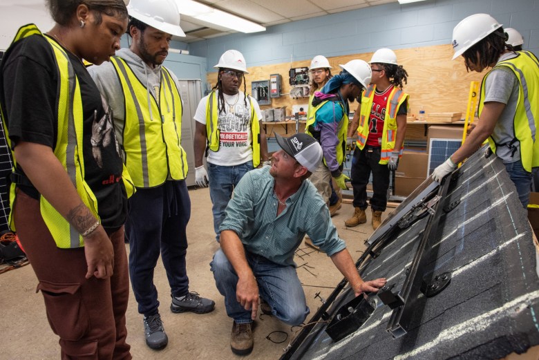 ‘The sky is the limit’: Solar program opens new opportunities for Chicago trainees