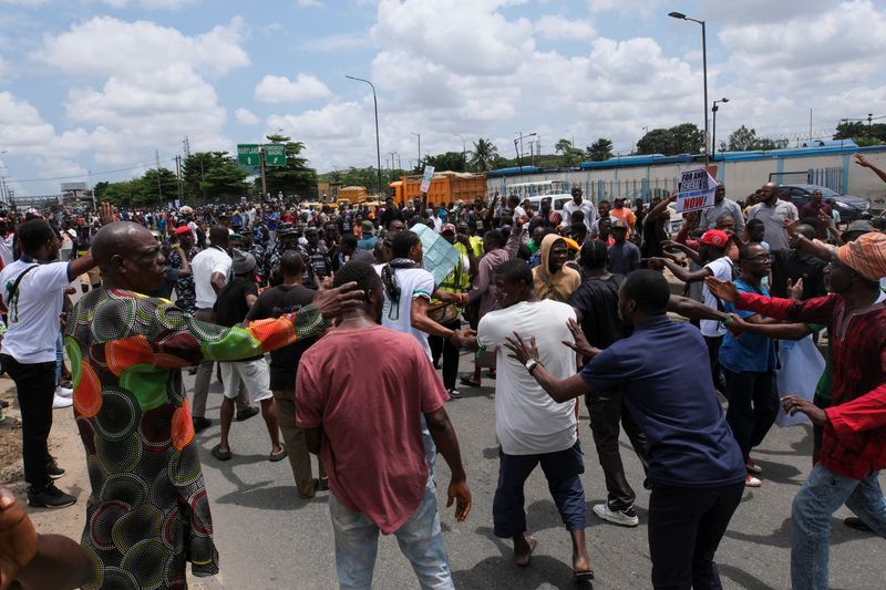 Nigerian police teargas protesters, arrest dozens