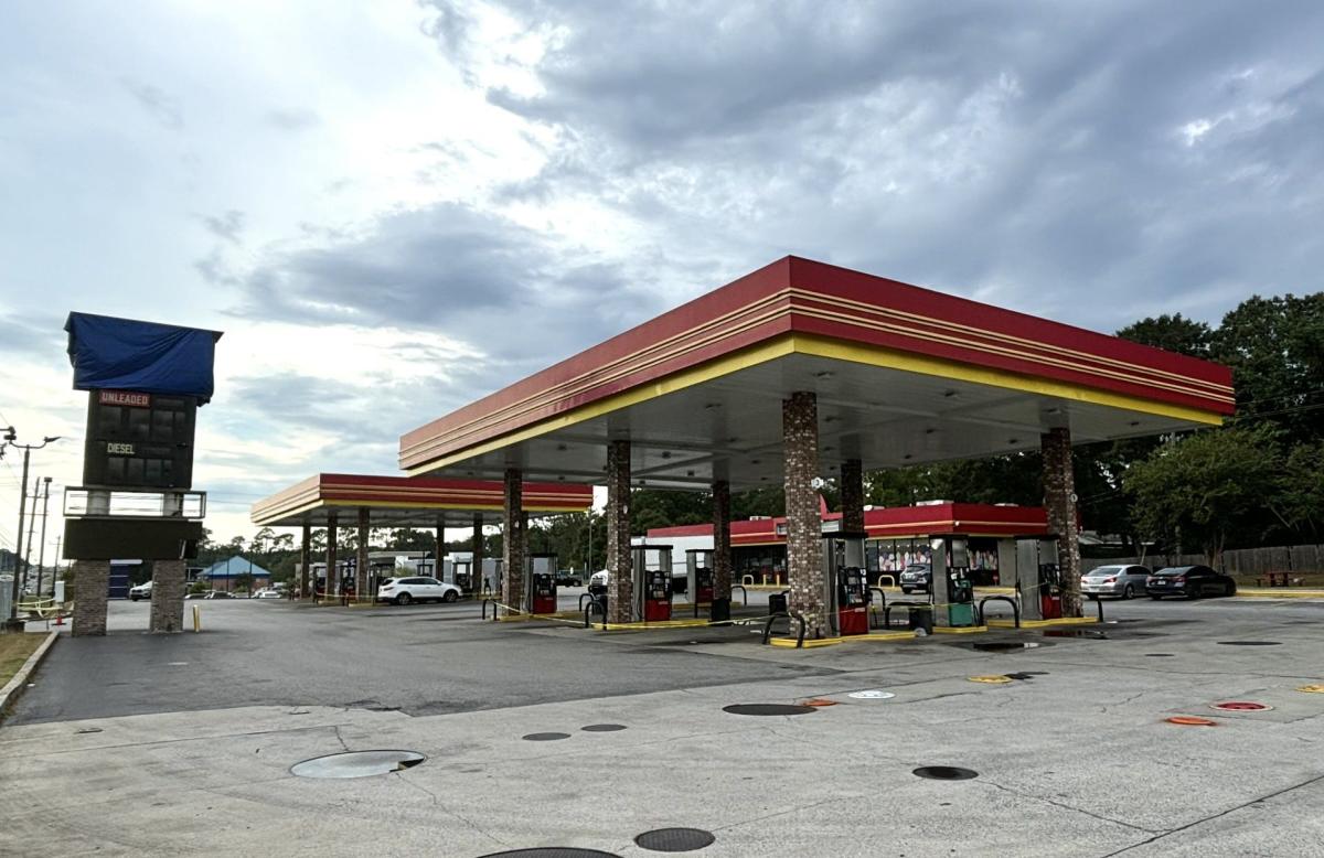 Dodge's gas station on Nine Mile Road has shut down. Here's what we know: