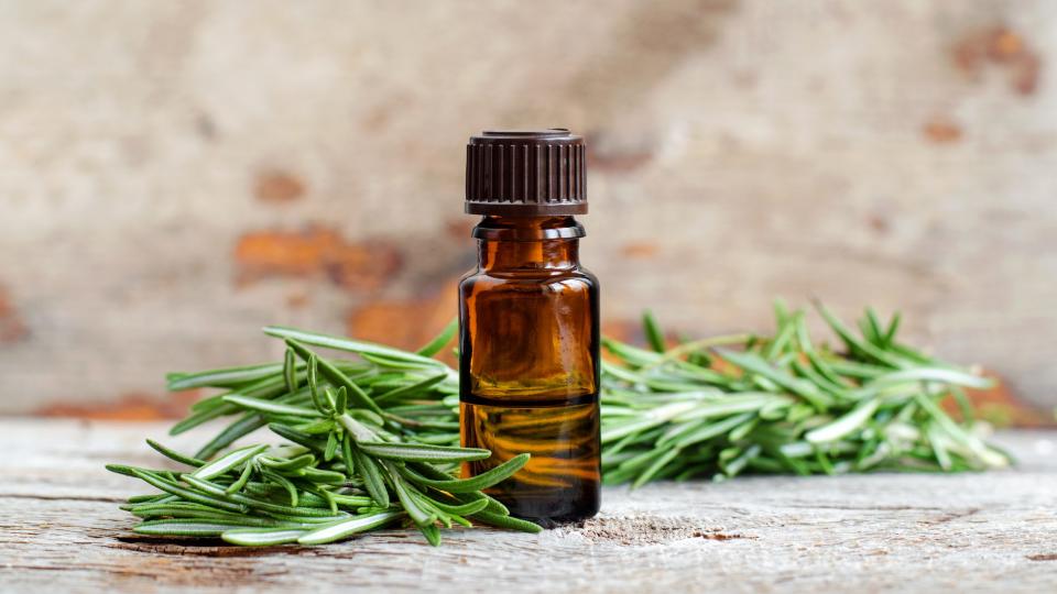 Rosemary Oil is Proven to Regrow Hair as Effectively as Rogaine—Here's How to Use It and a DIY Recipe