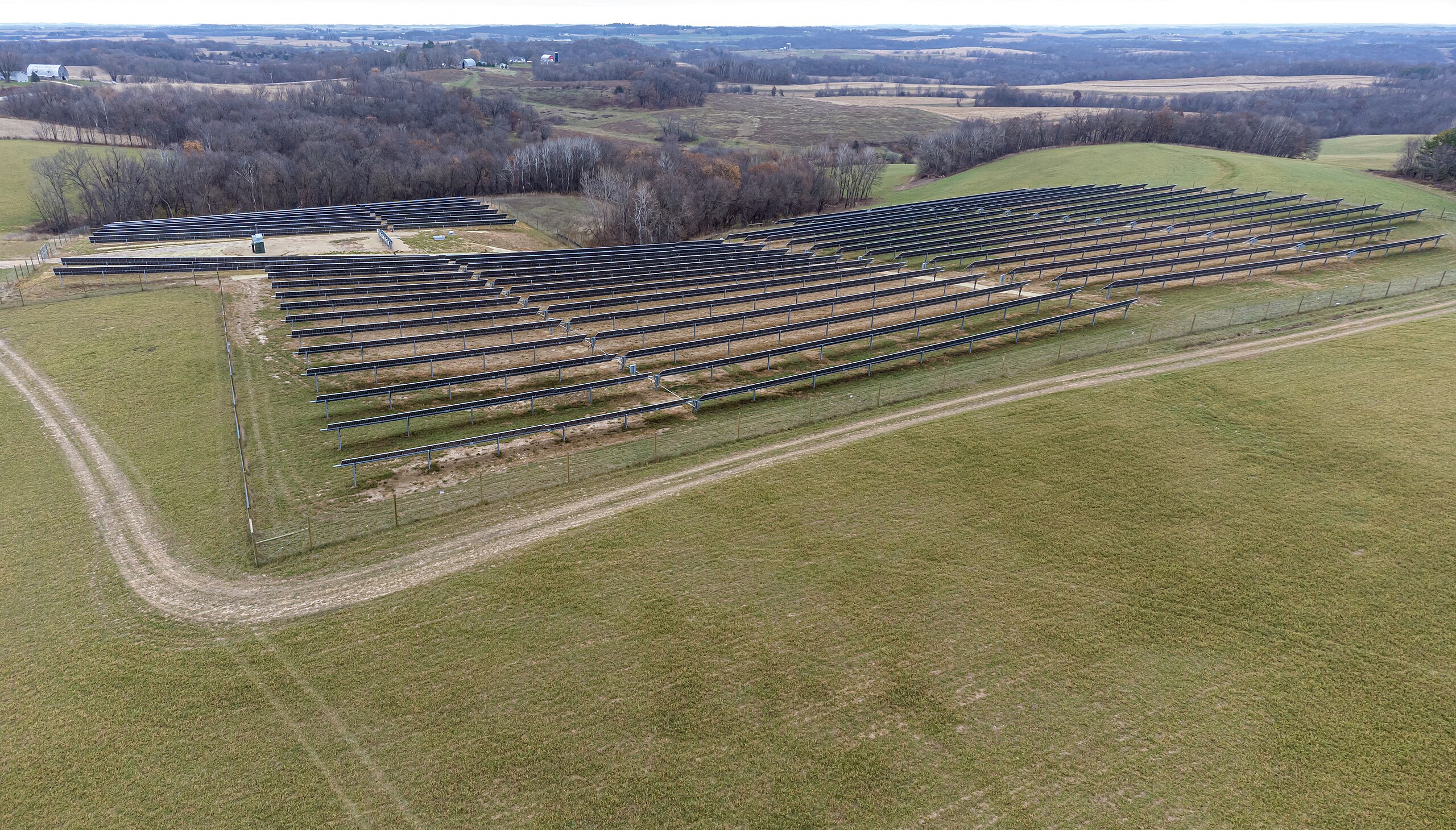 Midwest study finds solar farms don’t hurt property values — and they may even boost them