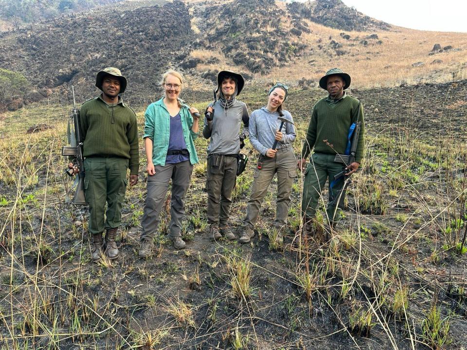 Nadja and her colleagues in the Eastern Barberton Greenstone Belt in South Africa