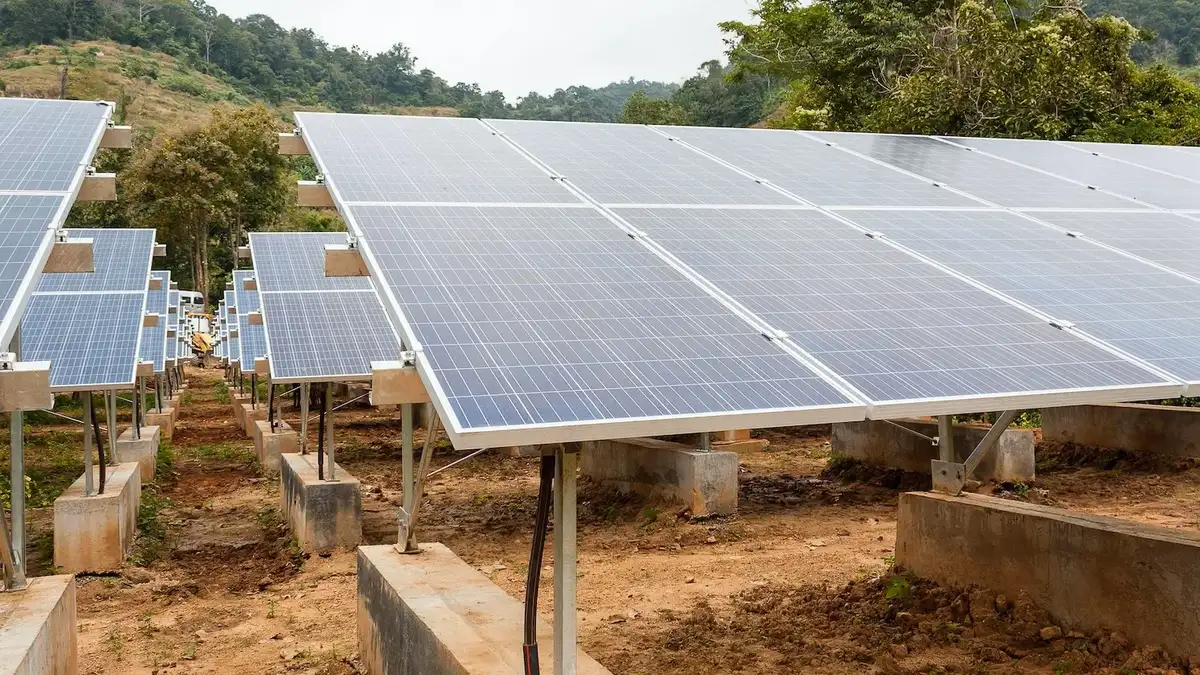 Nigeria Boosts Solar Power Access with New Rural Electrification Deals