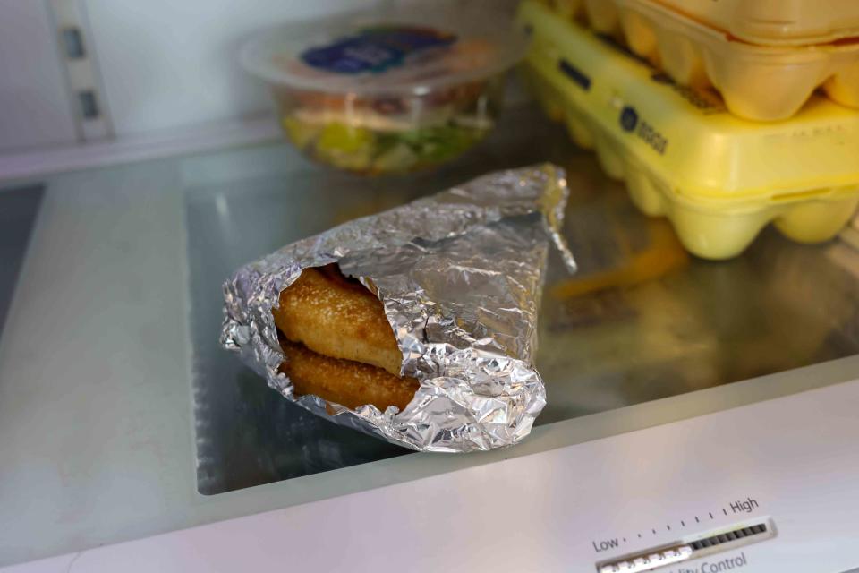 Why You Should Never Wrap Leftovers In Aluminum Foil