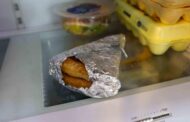 Why You Should Never Wrap Leftovers In Aluminum Foil