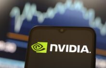 Stocks making the biggest moves midday: Nvidia, Oracle, Constellation Energy, AT&T and more