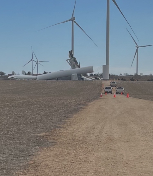 ‘Heard and felt’: Kay Co. wind turbine collapse, no injuries reported