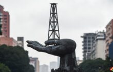 Trump open to extending Chevron's license to produce oil in Venezuela, WSJ reports