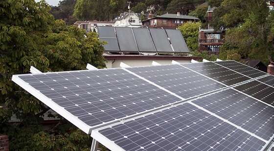 Decentralised Energy and Peer-to-Peer Trading: Why Utilities Need to Wake Up