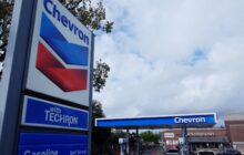 Chevron stock falls as profit declines on falling oil prices