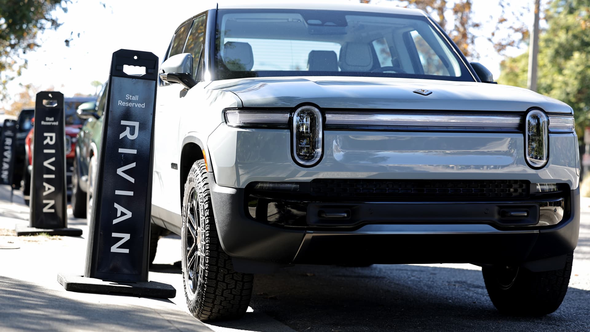 Jefferies downgrades this electric vehicle stock, calls demand outlook 'downbeat'