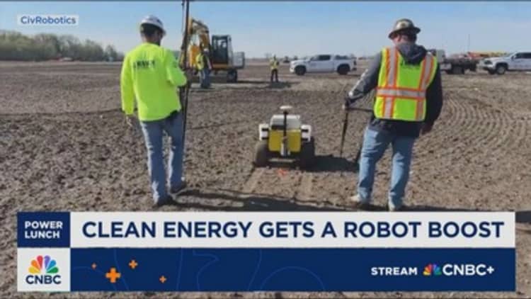 Clean energy gets a robot boost