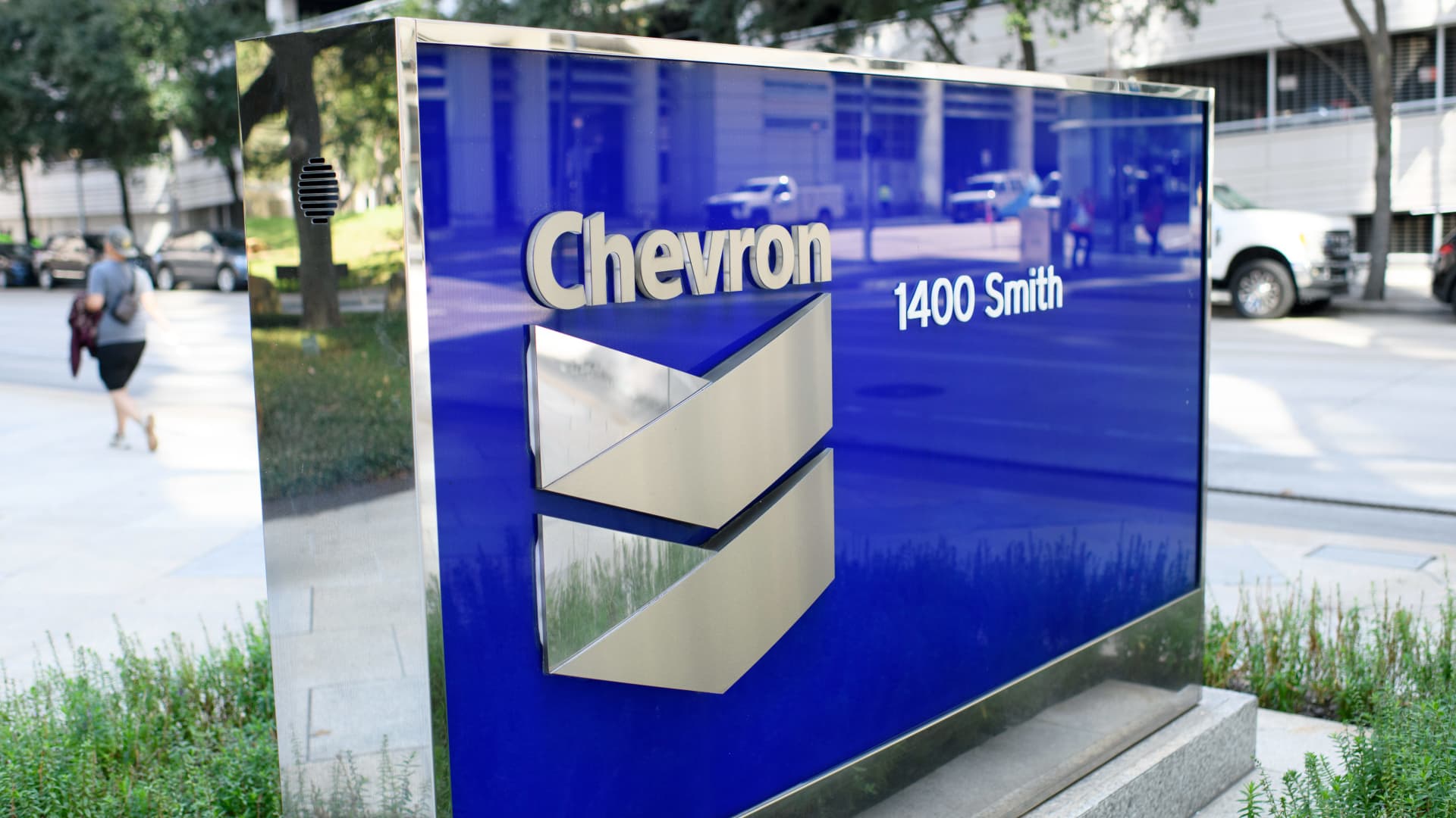 Chevron earnings beat Wall Street estimates as oil production hits record boosted by Hess acquisition