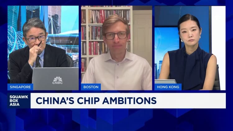 Chris Miller: What is China's biggest challenge to achieving chip self-sufficiency?