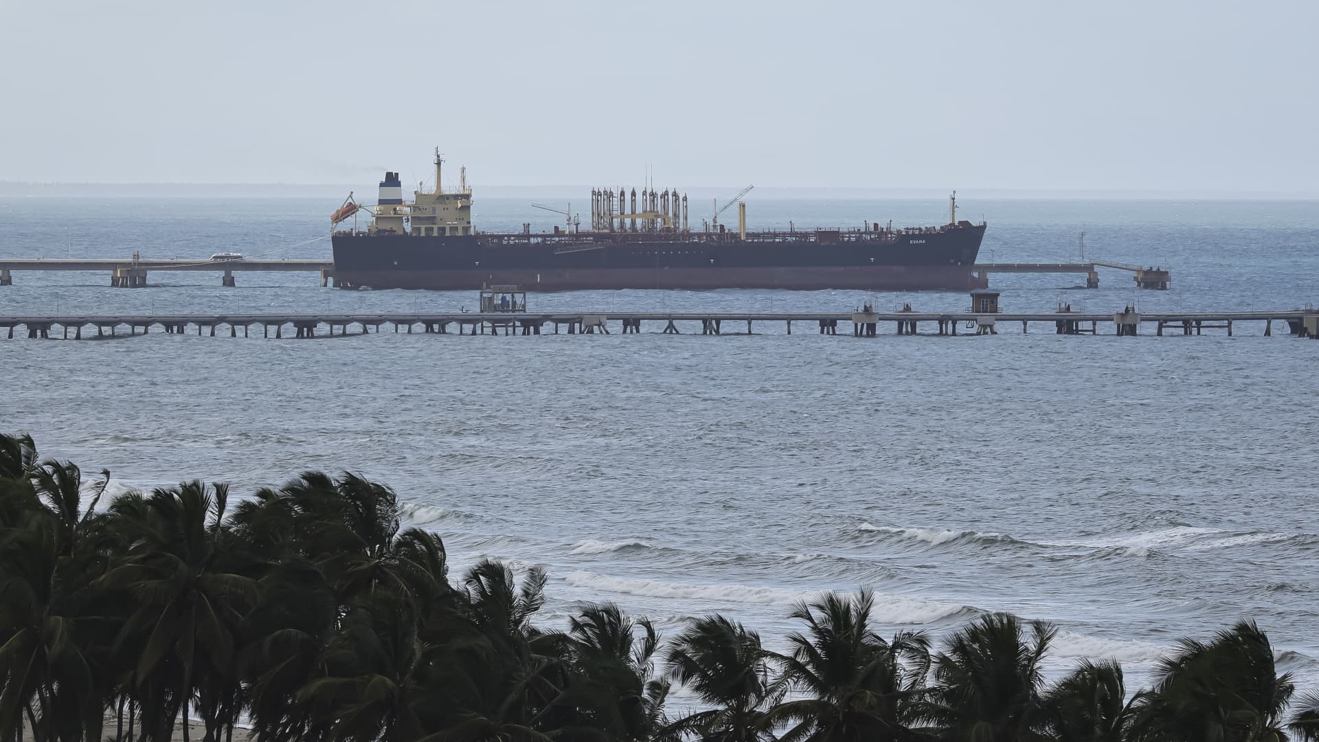 Trump says Venezuela to give up to 50 million barrels of oil to U.S.