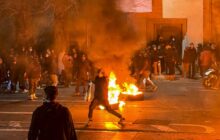 Oil prices rise 3% after Trump cancels meetings with Iran, tells protesters help is on the way