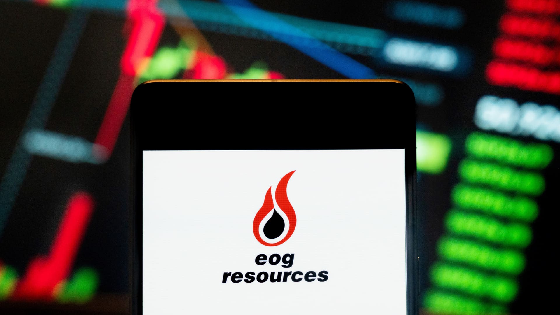 Top Wall Street analysts are bullish on these 3 dividend-paying energy stocks