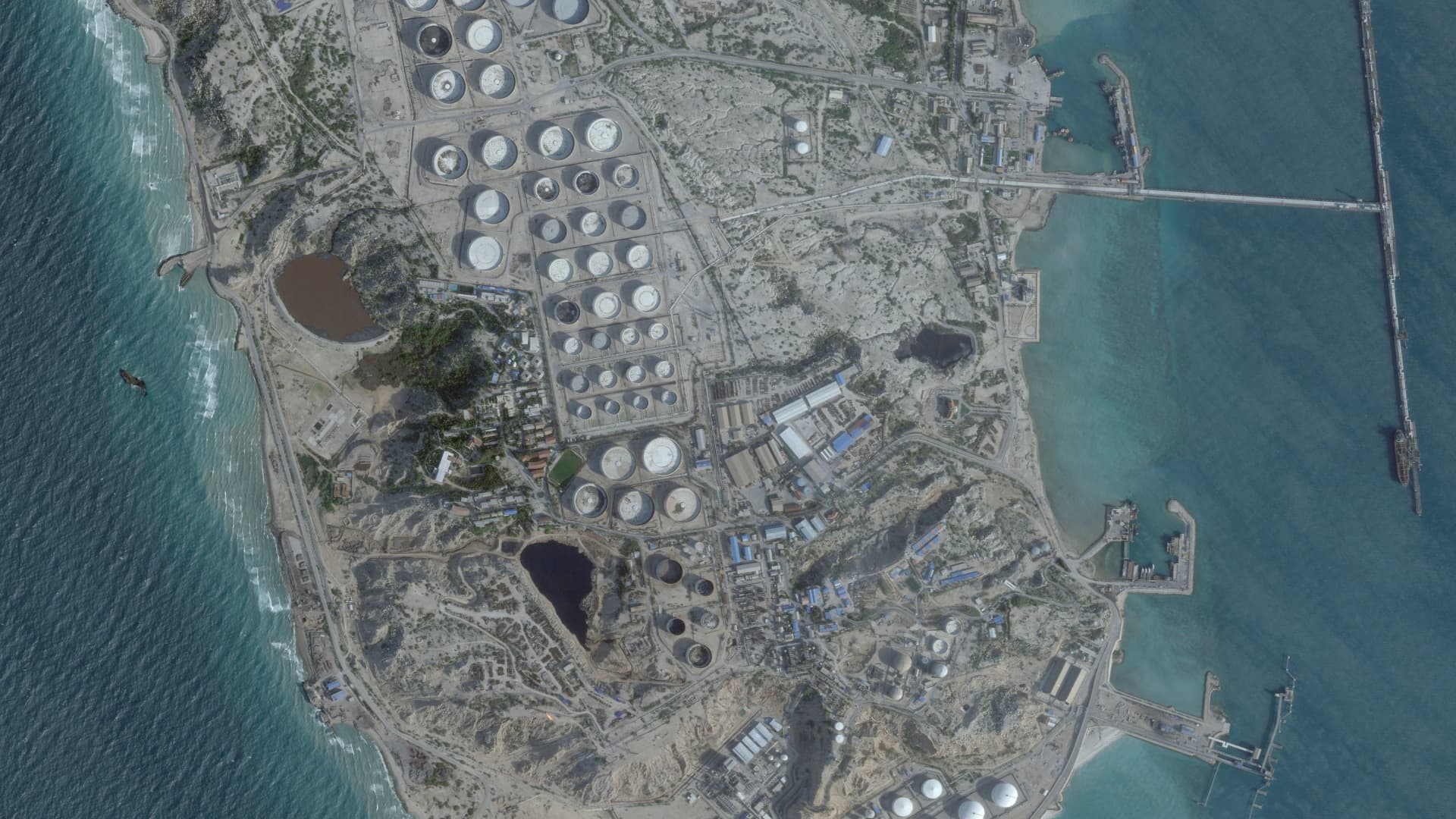 Trump says U.S. 'obliterated' military targets on Iran's Kharg Island but didn't 'wipe out' oil infrastructure