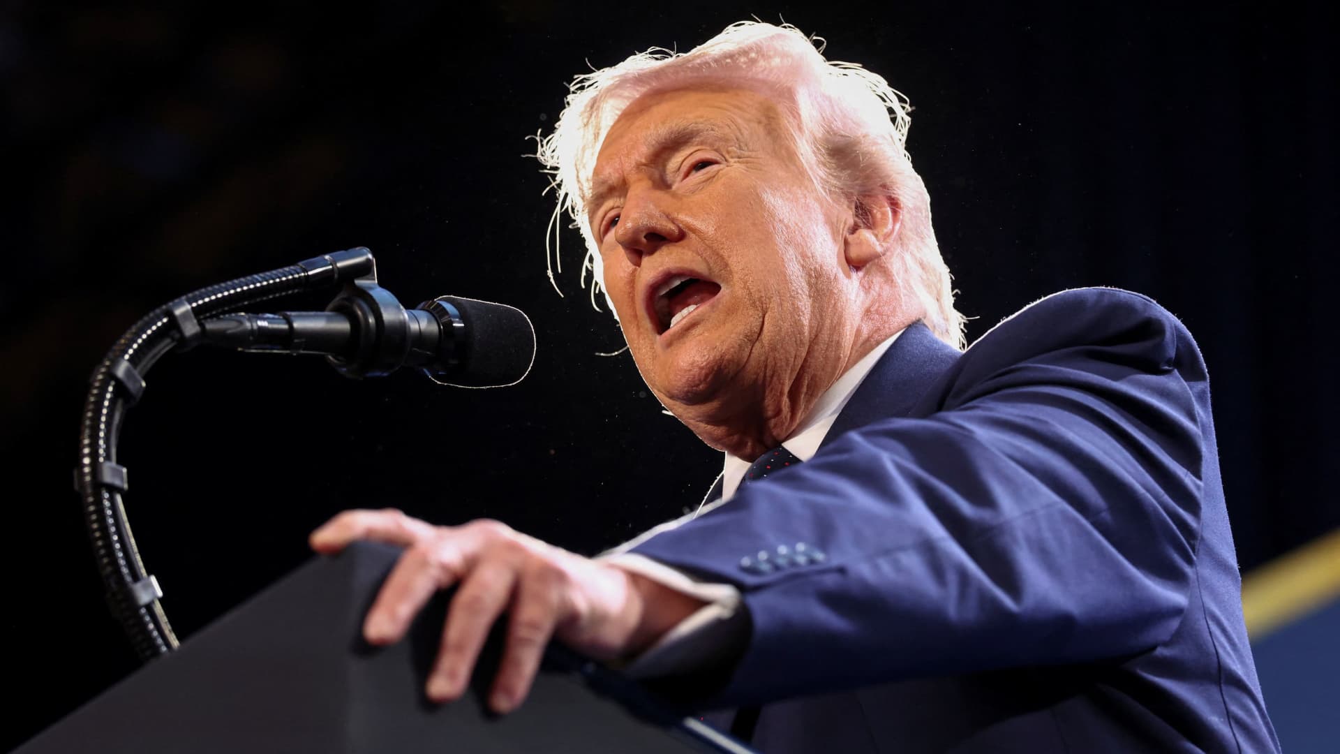 Watch live: Trump holds press conference as Iran war fallout roils oil market