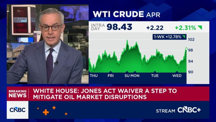 Trump waives U.S. shipping law for 60 days to steady oil market