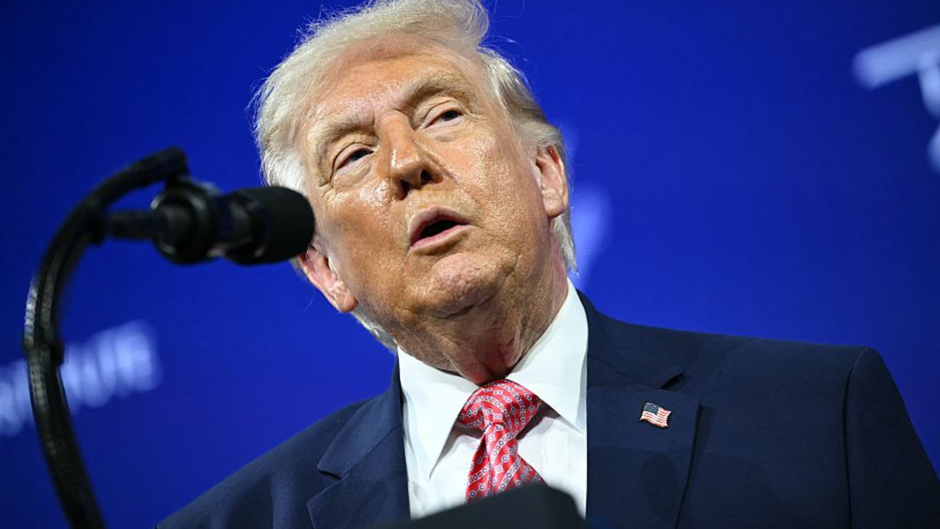 Trump says U.S. will destroy Iran’s oil wells, Kharg Island without deal to 'immediately' reopen Hormuz Strait