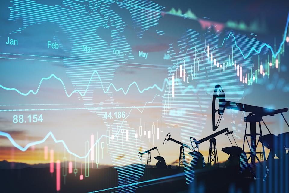 3 Top Oil Stocks to Buy in March