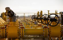 Natural Gas Stabilizes Near $3 As Consolidation Holds Below Key Resistance