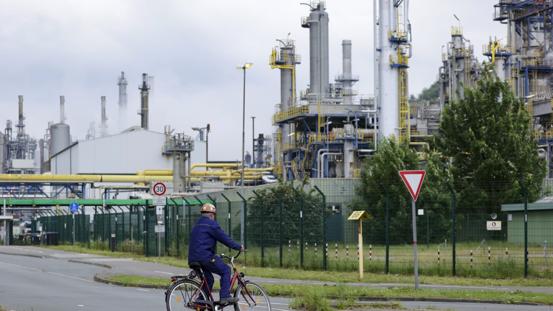 This options trade is a bet on oil prices falling once traffic picks up in the Strait of Hormuz