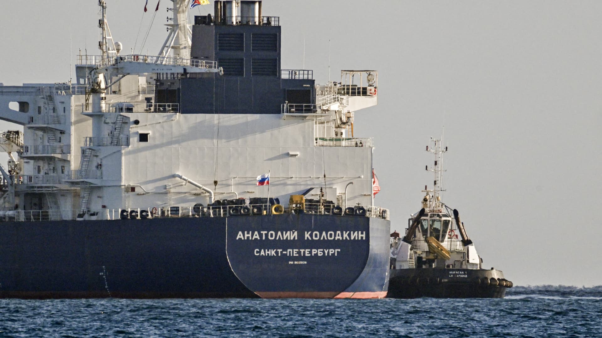 U.S. renews Russian oil waiver after pressure from countries dealing with Iran war price shocks