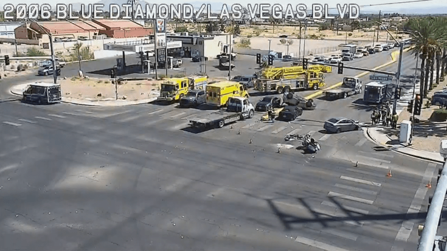 Multi-vehicle rollover crash at busy Las Vegas intersection sends people to hospital