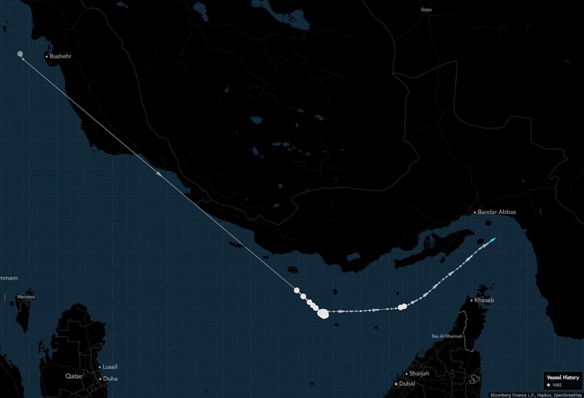 US-Sanctioned Supertanker With Iran Oil Halts Hormuz Transit
