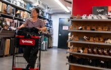Startup backed by American Eagle CEO reaches unicorn status in latest funding round
