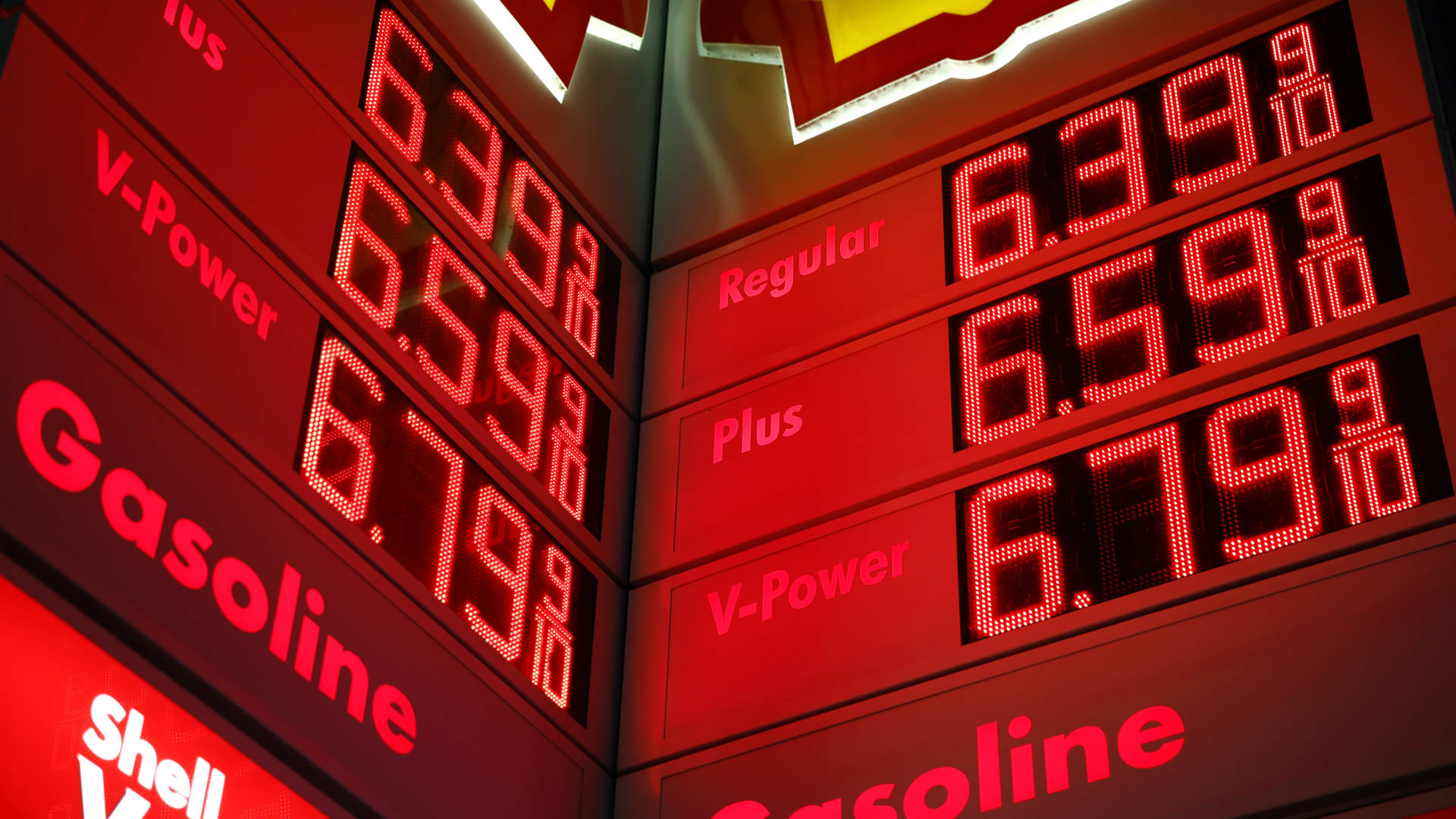Gas tax holiday as Trump promises? Not so fast, trucking, construction industries say